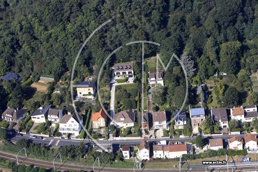 Photo arienne de Palaiseau (les Rochers de Lozre)