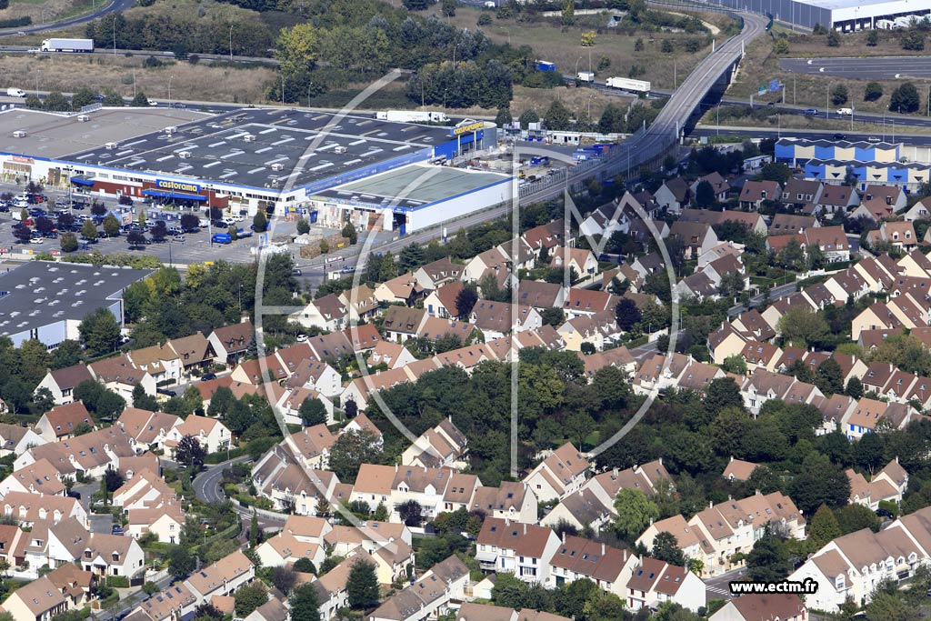 Photo arienne de Rungis (les Antes)