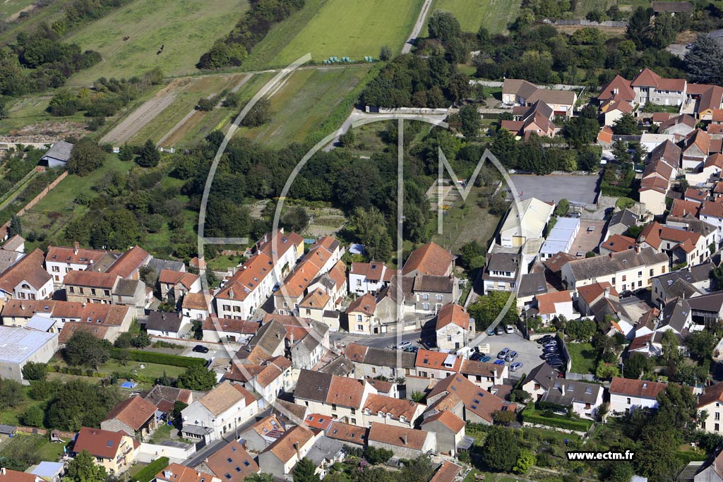 Photo arienne de Saulx-les-Chartreux (Villedieu)