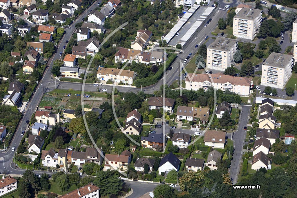 Photo arienne de Verrires-le-Buisson
