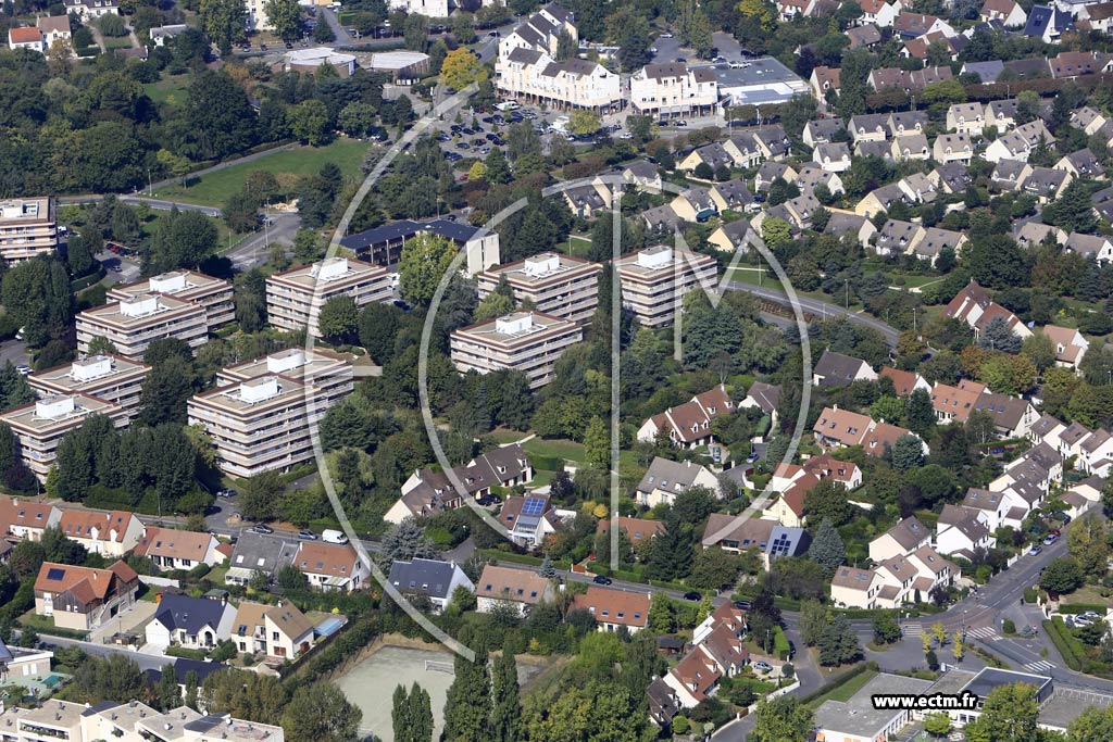 Photo arienne de Verrires-le-Buisson
