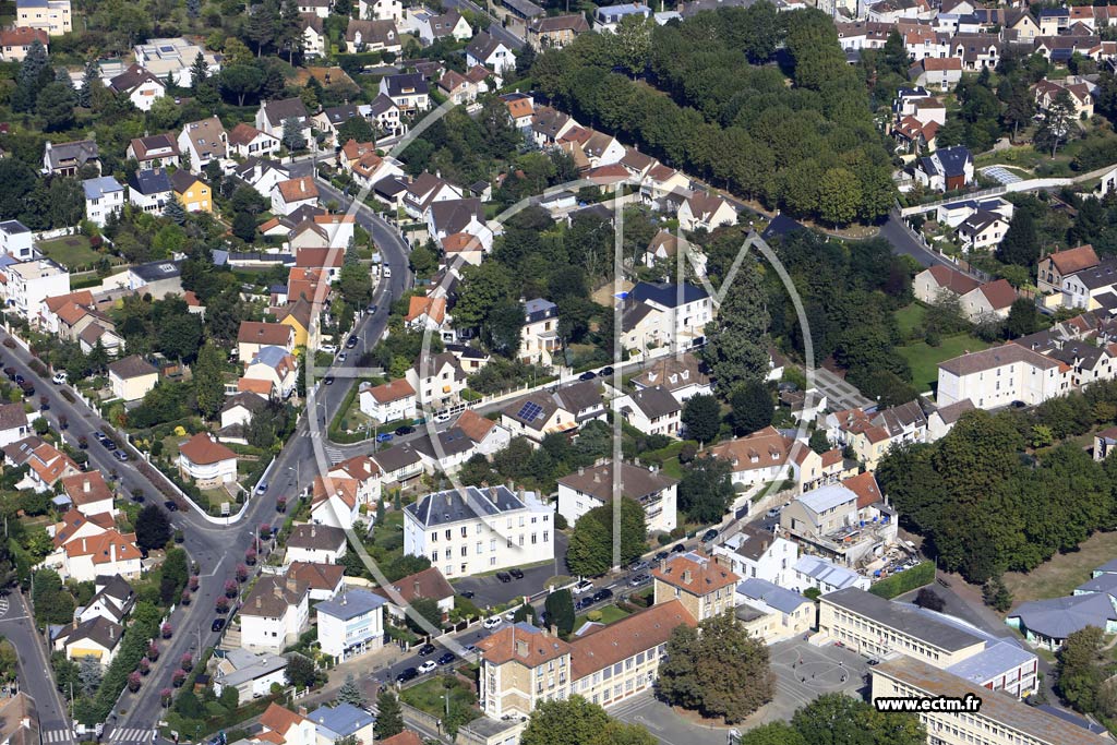 Photo arienne de Verrires-le-Buisson