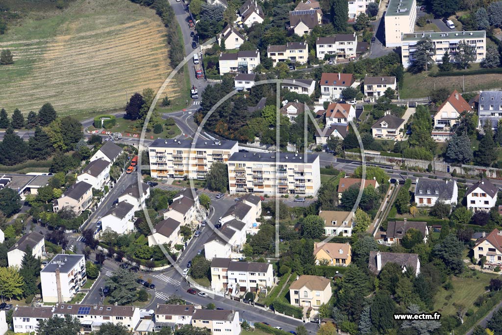 Photo arienne de Verrires-le-Buisson (le Moulin de Grais)