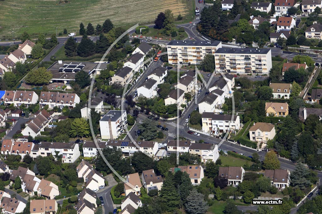 Photo arienne de Verrires-le-Buisson (le Moulin de Grais)
