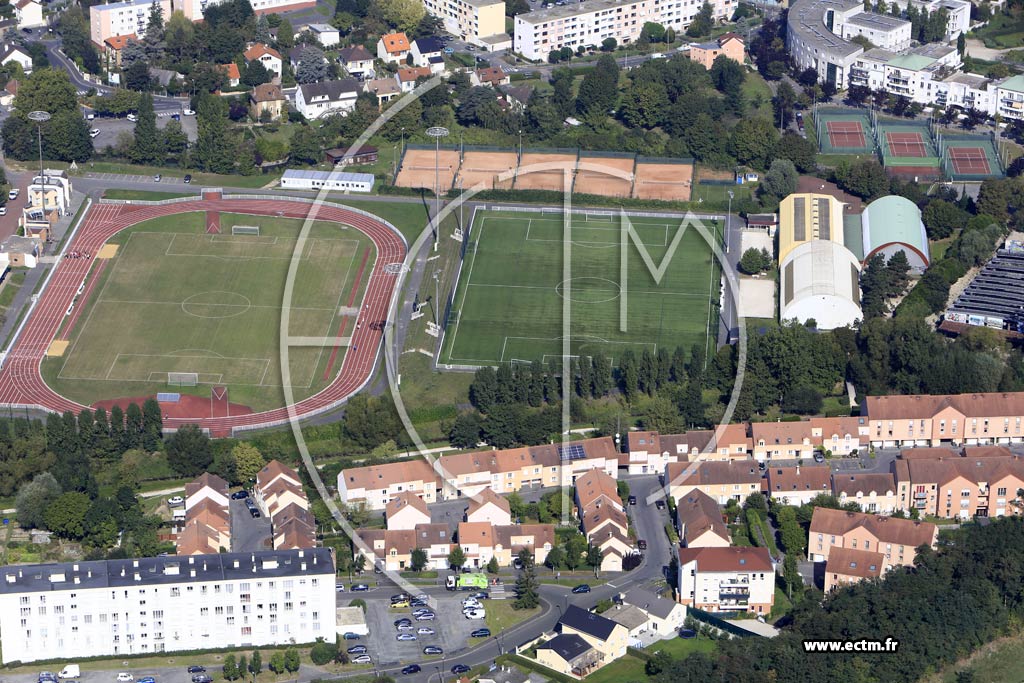Photo arienne de Villebon-sur-Yvette (la Plante des Rochers)