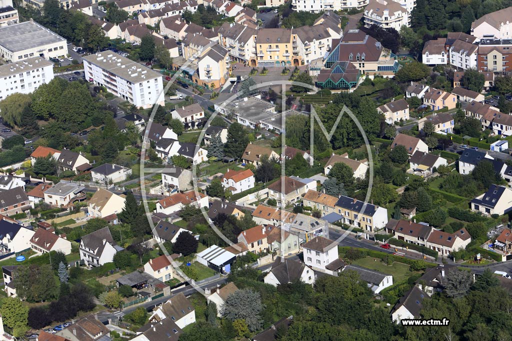 Photo arienne de Villebon-sur-Yvette (les Bas Casseaux)