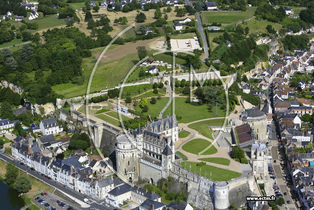 Photo arienne de Amboise (Chteau d'Amboise)