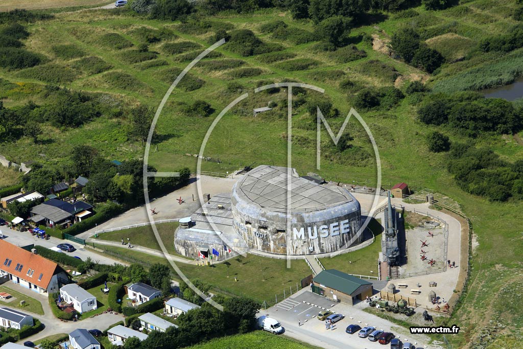 Photo arienne de Audinghen (Batterie Todt-Muse du Mur de l'Atlantique)