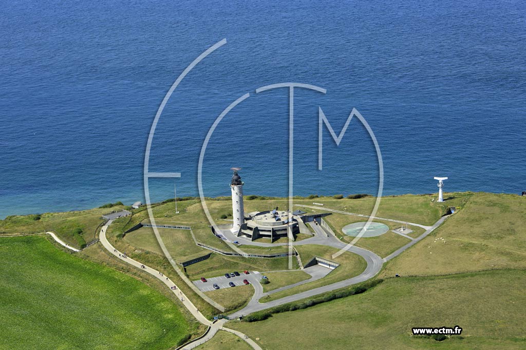 Photo arienne de Audinghen (Phare du cap Gris-Nez)