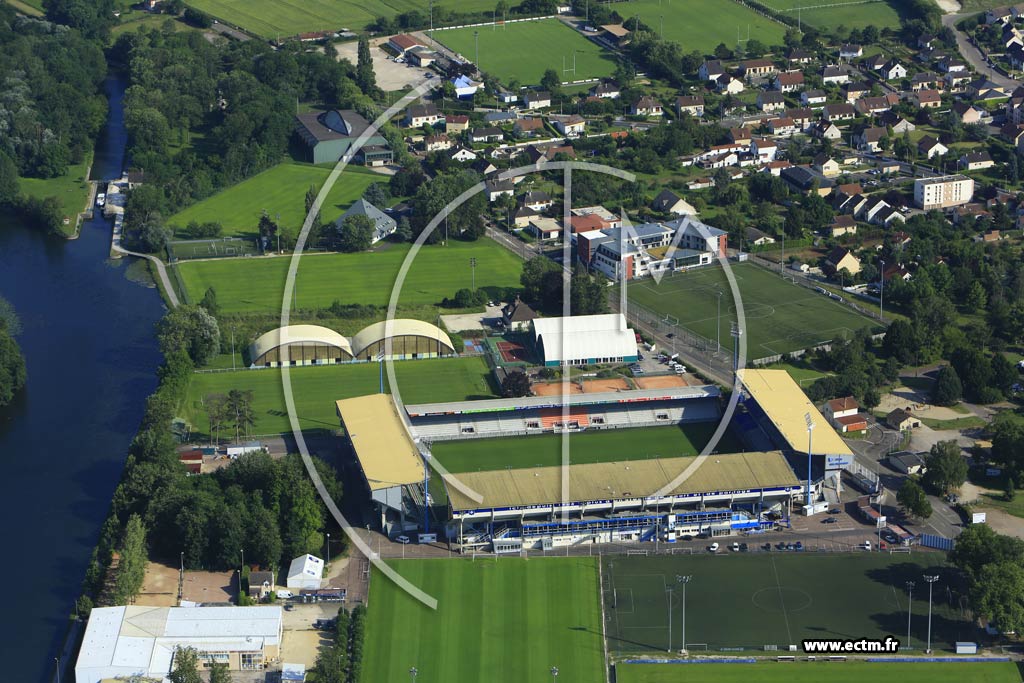 Photo arienne de Auxerre (Stade Abb-Deschamps)