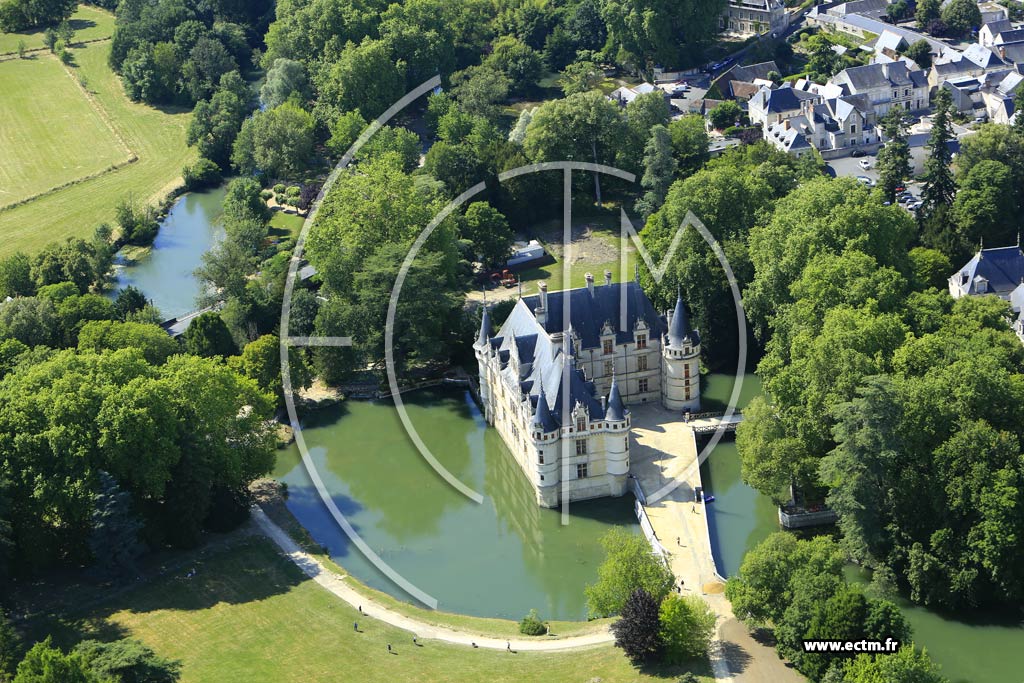 Photo arienne de Azay-le-Rideau (Chteau d'Azay-le-Rideau)