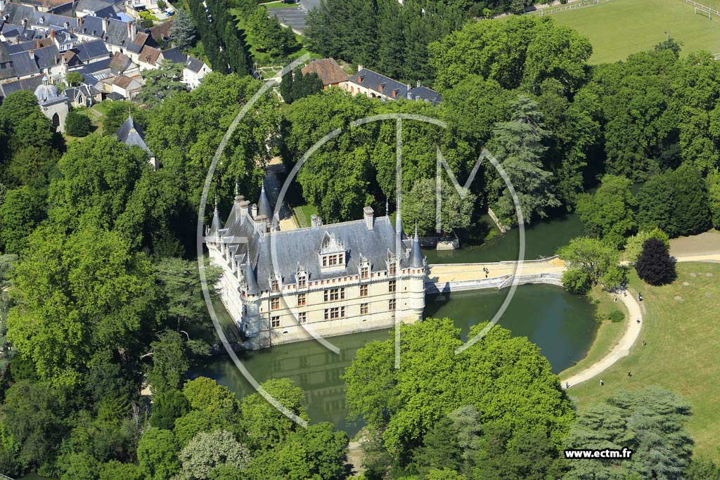 Photo arienne de Azay-le-Rideau (Chteau d'Azay-le-Rideau)