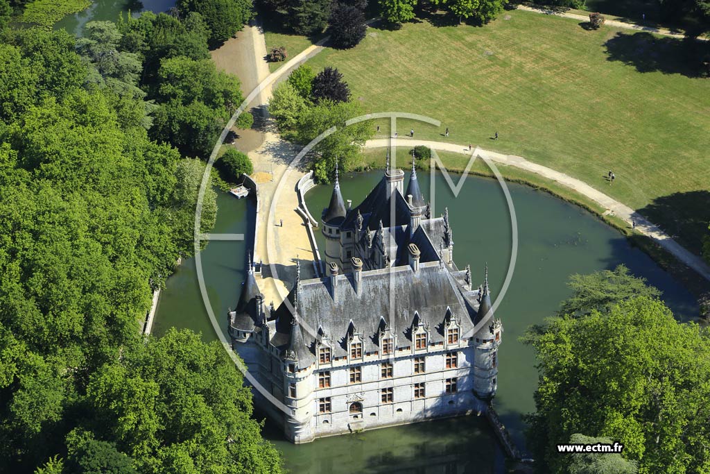 Photo arienne de Azay-le-Rideau (Chteau d'Azay-le-Rideau)