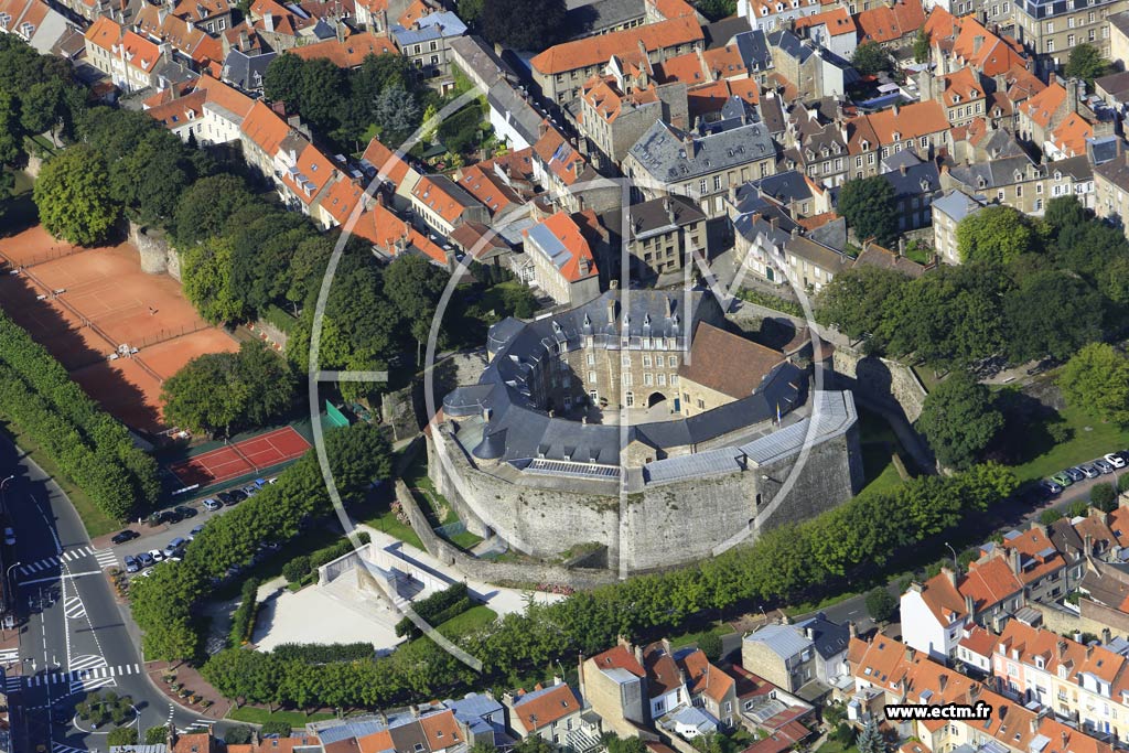 Photo arienne de Boulogne-sur-Mer (Chteau-muse de Boulogne-sur-Mer)