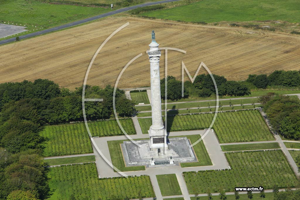 Photo arienne de Wimille (Colonne de la Grande Arme)