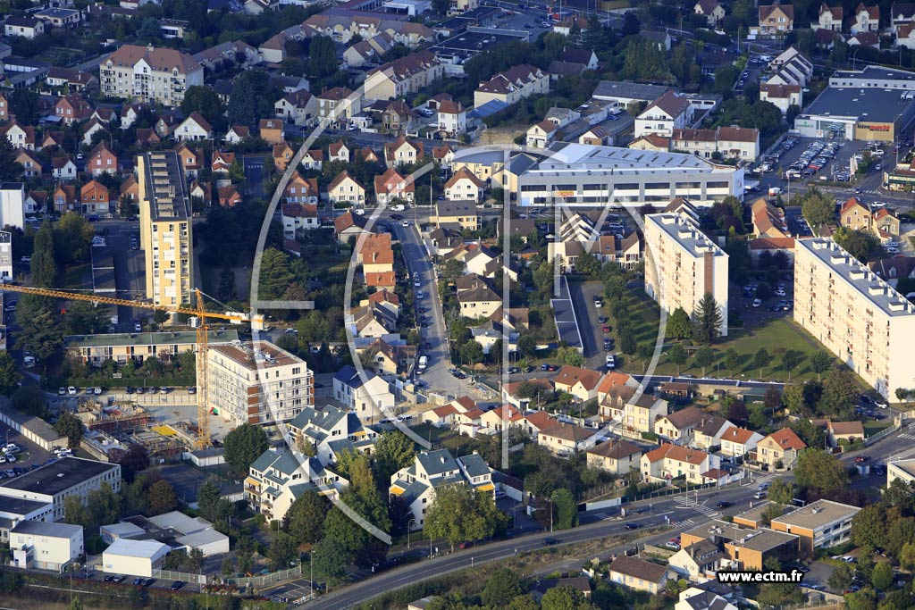 Photo arienne de Le Me-sur-Seine (la Croix Blanche)