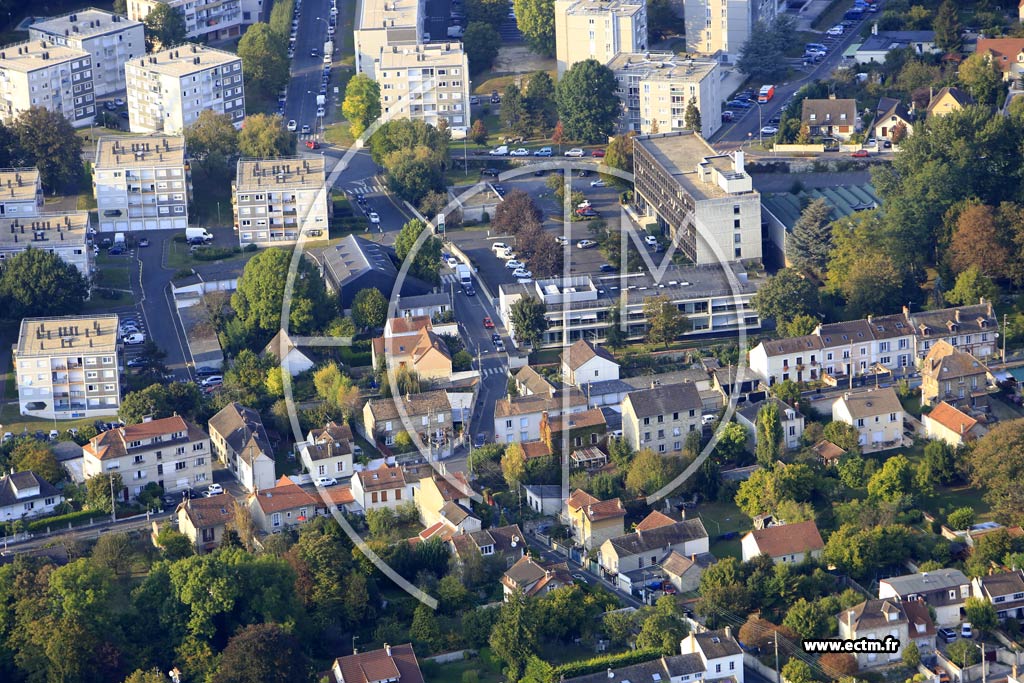 Photo arienne de Le Me-sur-Seine (la Croix Blanche)