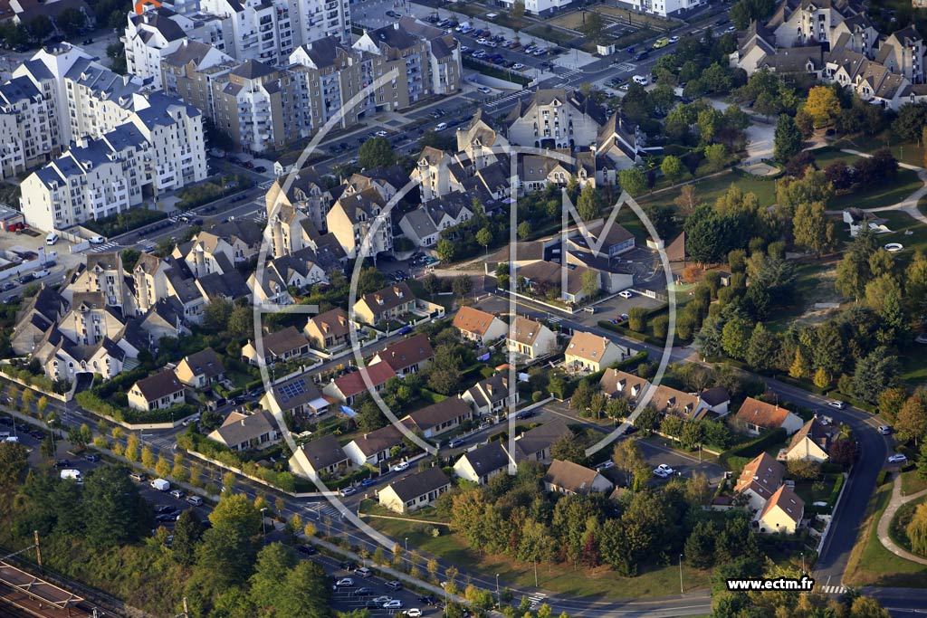 Photo arienne de Le Me-sur-Seine (les Courtilleraies)