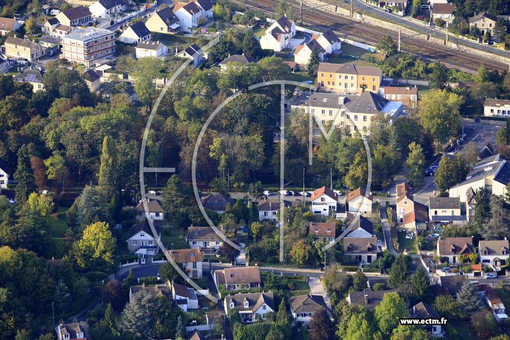 Photo arienne de Le Me-sur-Seine (les Montgarnies)