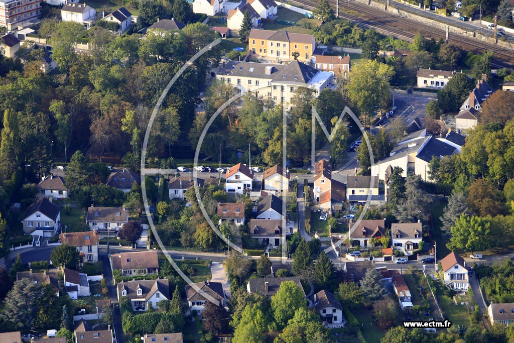 Photo arienne de Le Me-sur-Seine (les Montgarnies)