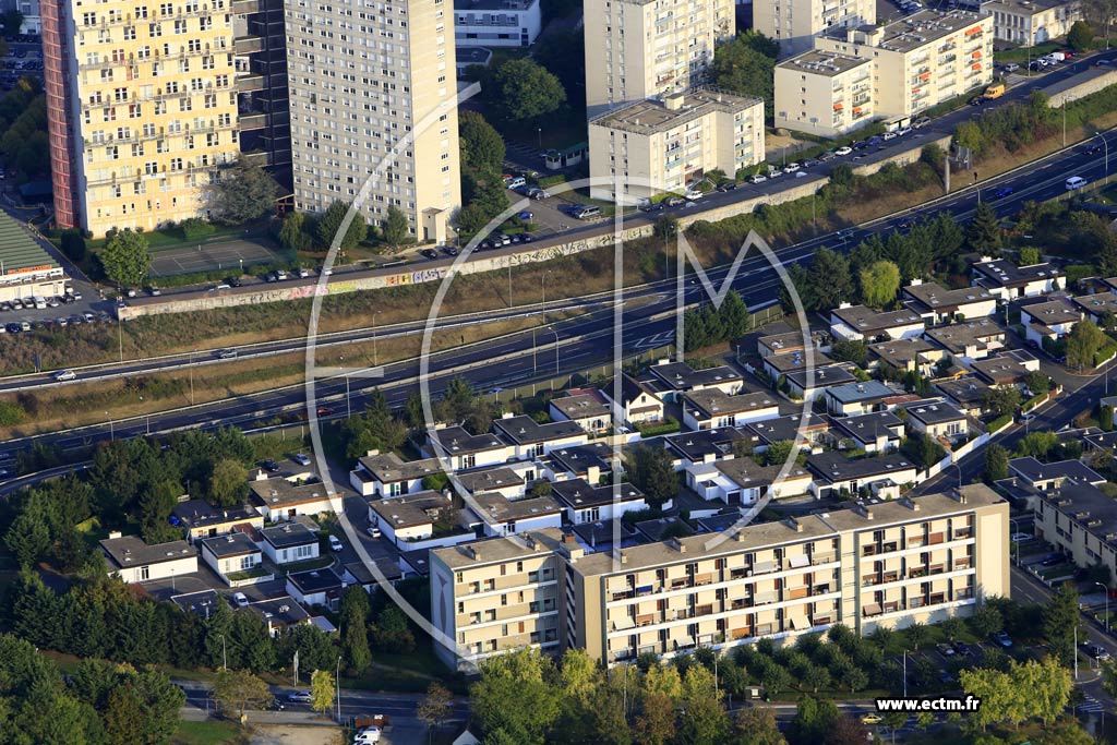 Photo arienne de Le Me-sur-Seine (Quartier de l'Avenue de la Libration)