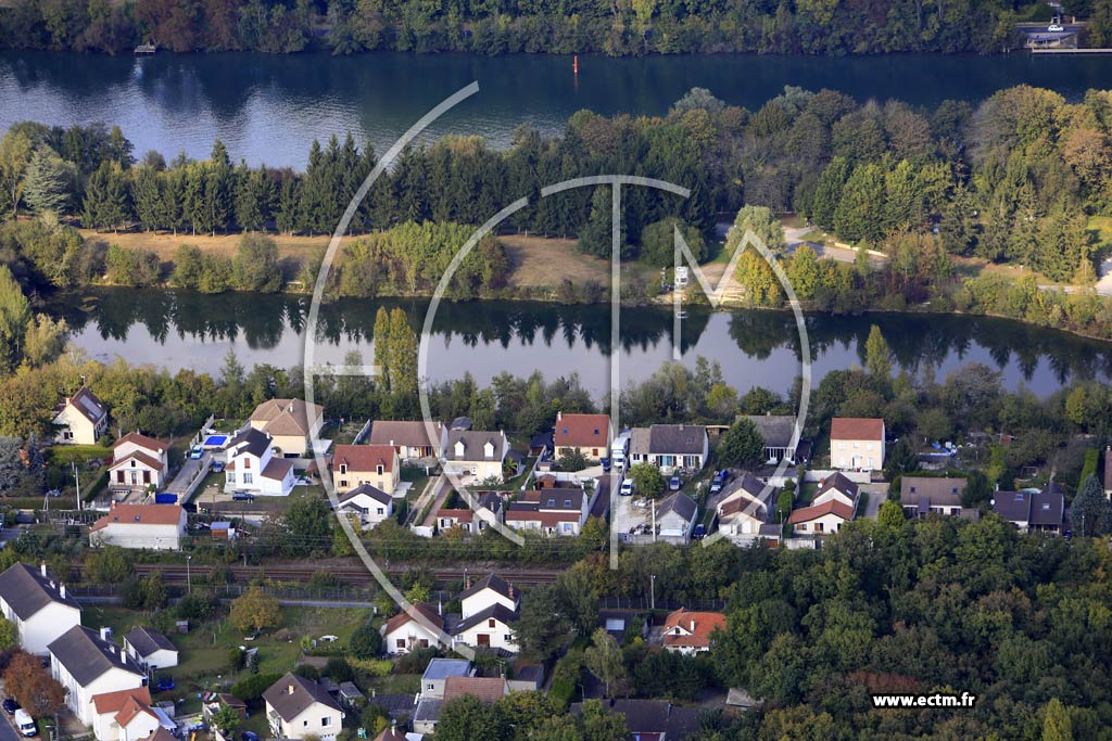 Photo arienne de Saint-Fargeau-Ponthierry