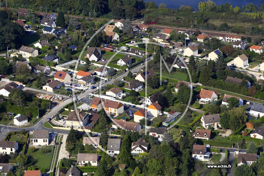 Photo arienne de Saint-Fargeau-Ponthierry (les Bergres)