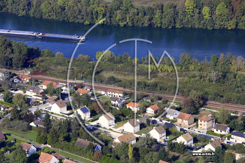 Photo arienne de Saint-Fargeau-Ponthierry (les Bergres)