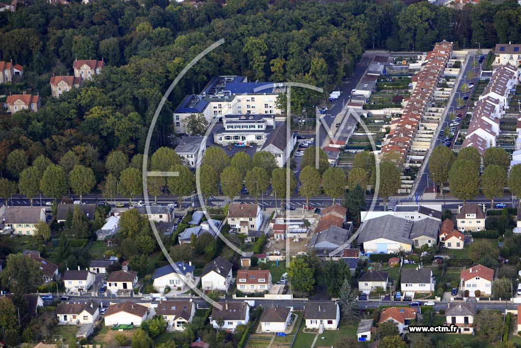 Photo arienne de Saint-Fargeau-Ponthierry (les Bordes)