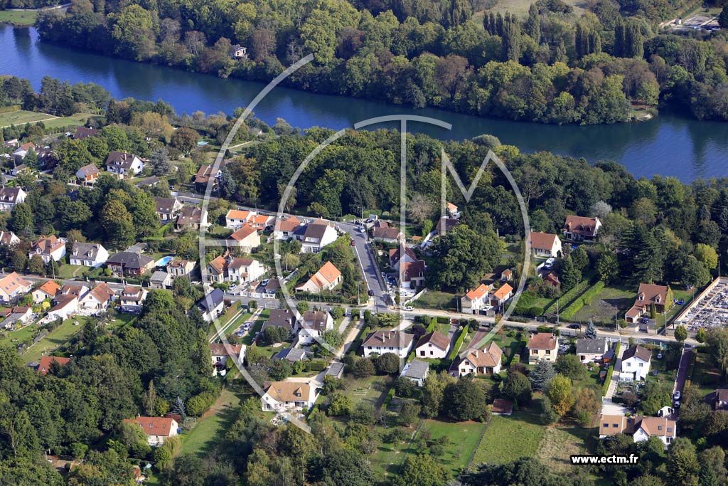 Photo arienne de Saint-Fargeau-Ponthierry (Saint-Fargeau)