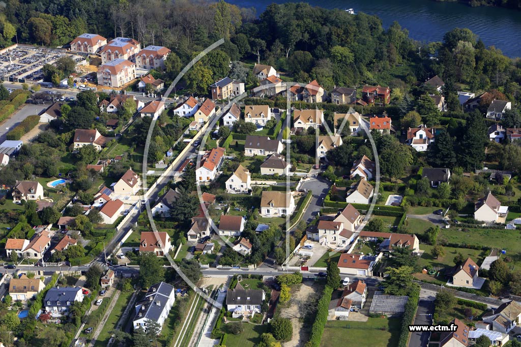 Photo arienne de Saint-Fargeau-Ponthierry (Saint-Fargeau)