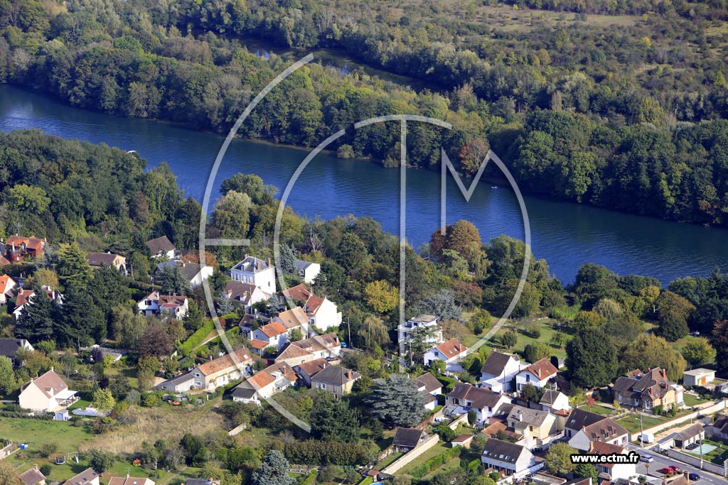 Photo arienne de Saint-Fargeau-Ponthierry (Saint-Fargeau)