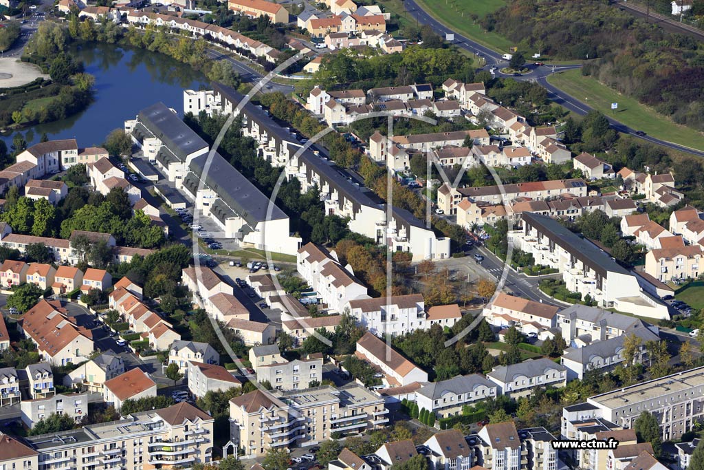 Photo arienne de Savigny-le-Temple (les Rivires)