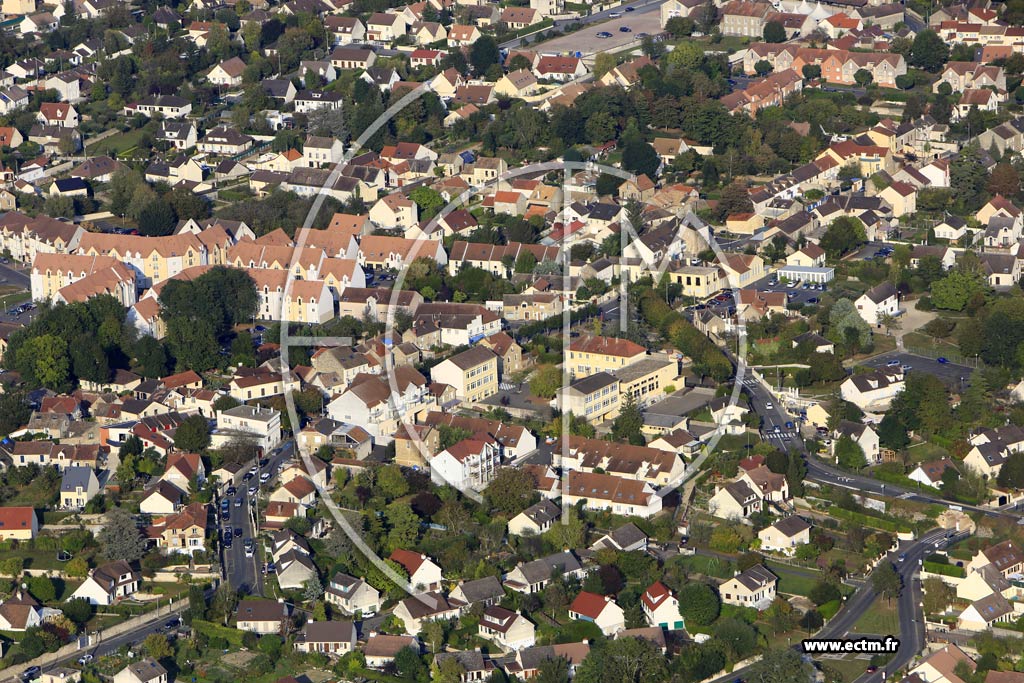 Photo arienne de Vaux-le-Pnil