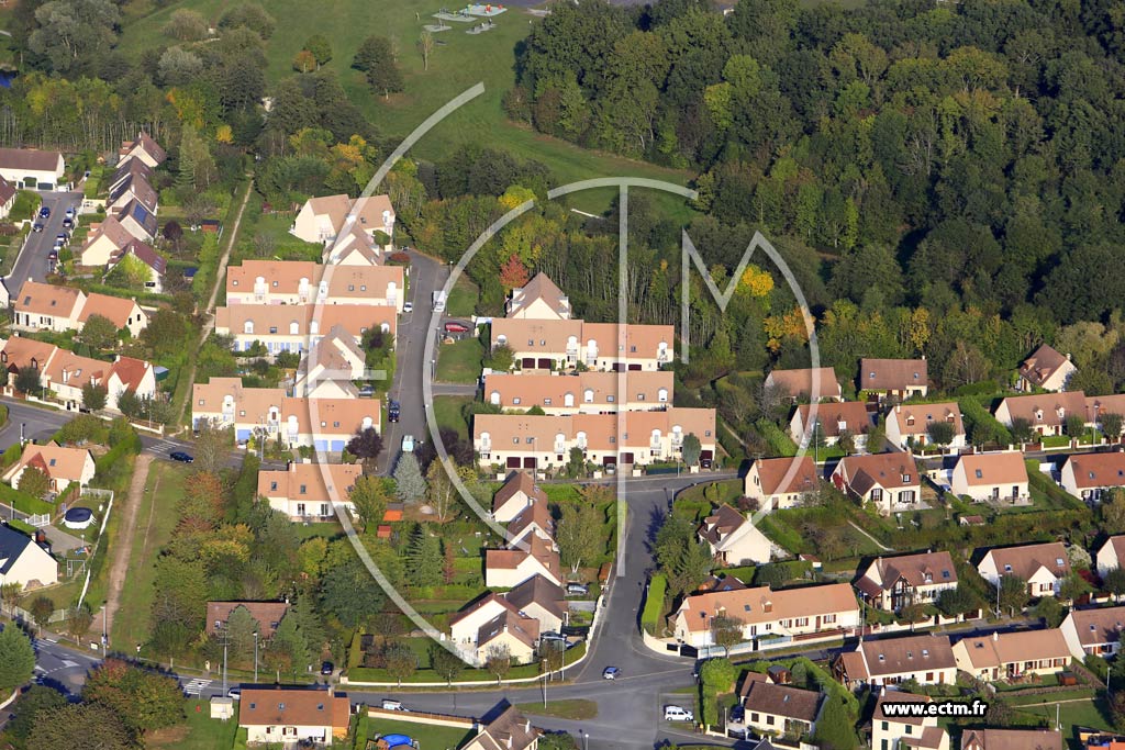 Photo arienne de Vaux-le-Pnil (le Bcher)