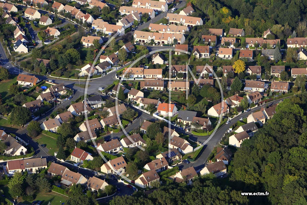 Photo arienne de Vaux-le-Pnil (le Bcher)