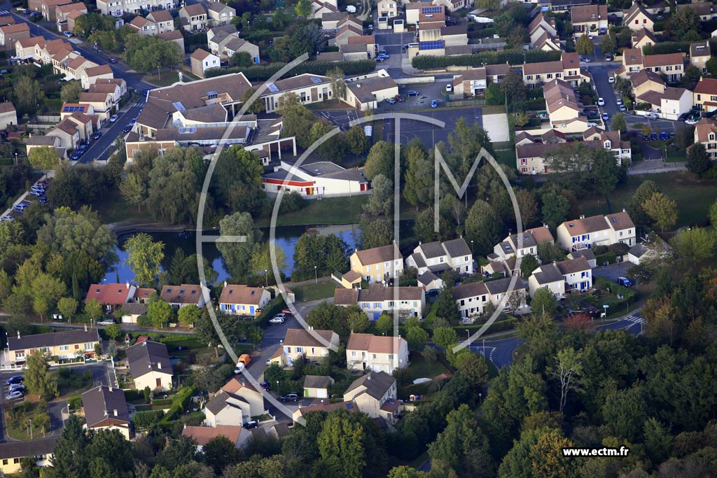 Photo arienne de Vert-Saint-Denis (la Valle de Bailly)