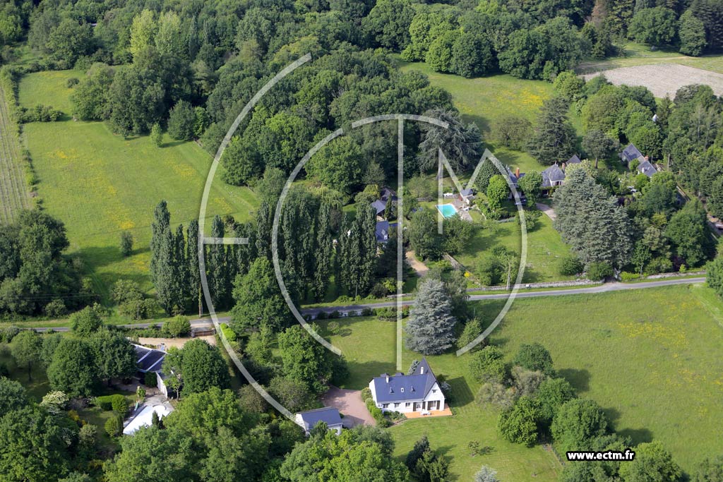 Photo arienne de Blaison-Gohier (le Haut Cheman)