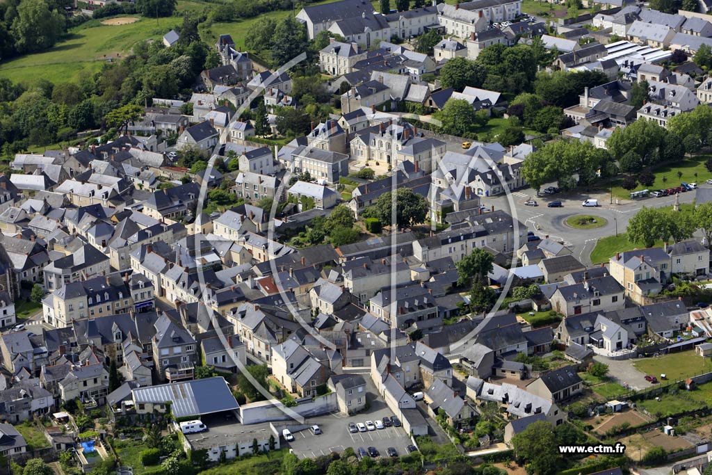 Photo arienne de Brissac-Quinc