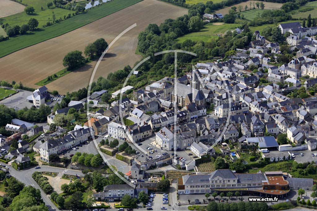 Photo arienne de Brissac-Quinc