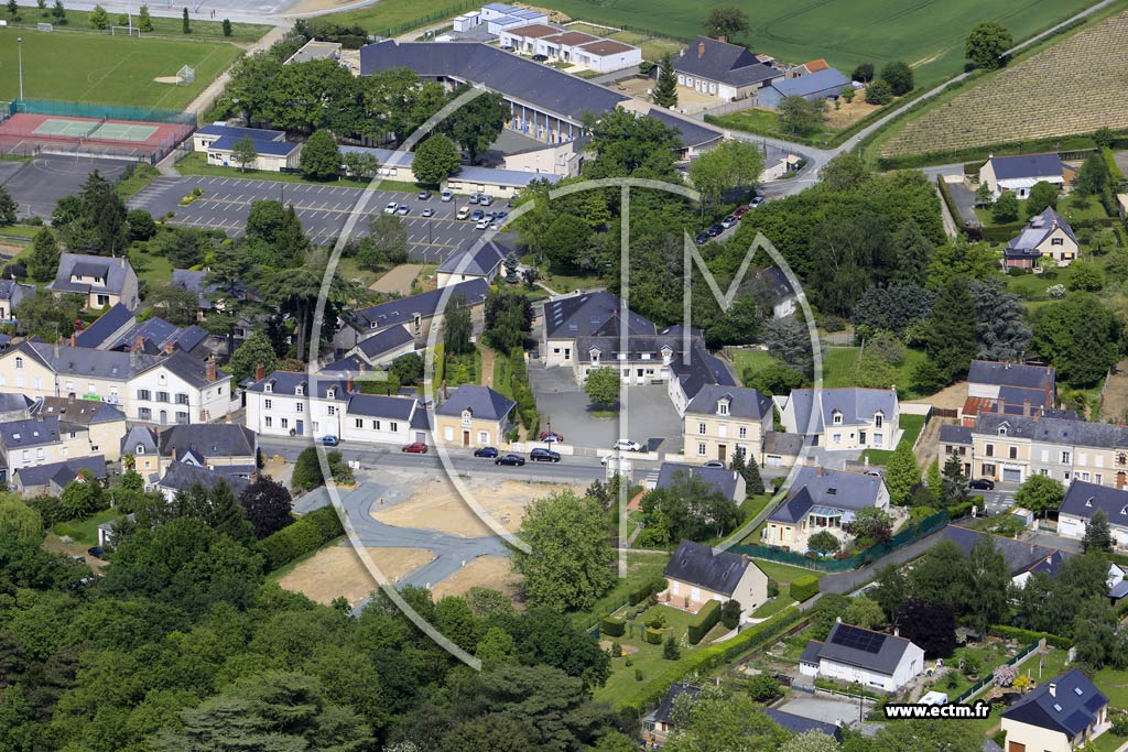 Photo arienne de Brissac-Quinc