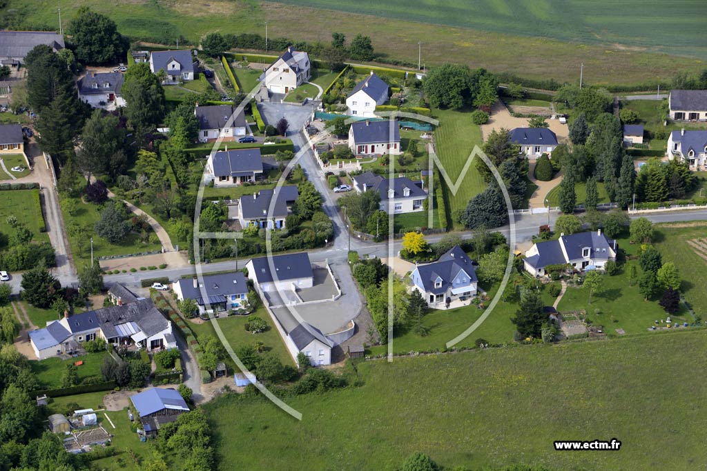 Photo arienne de Moz-sur-Louet (la Croix Blanche - la Bigotire)