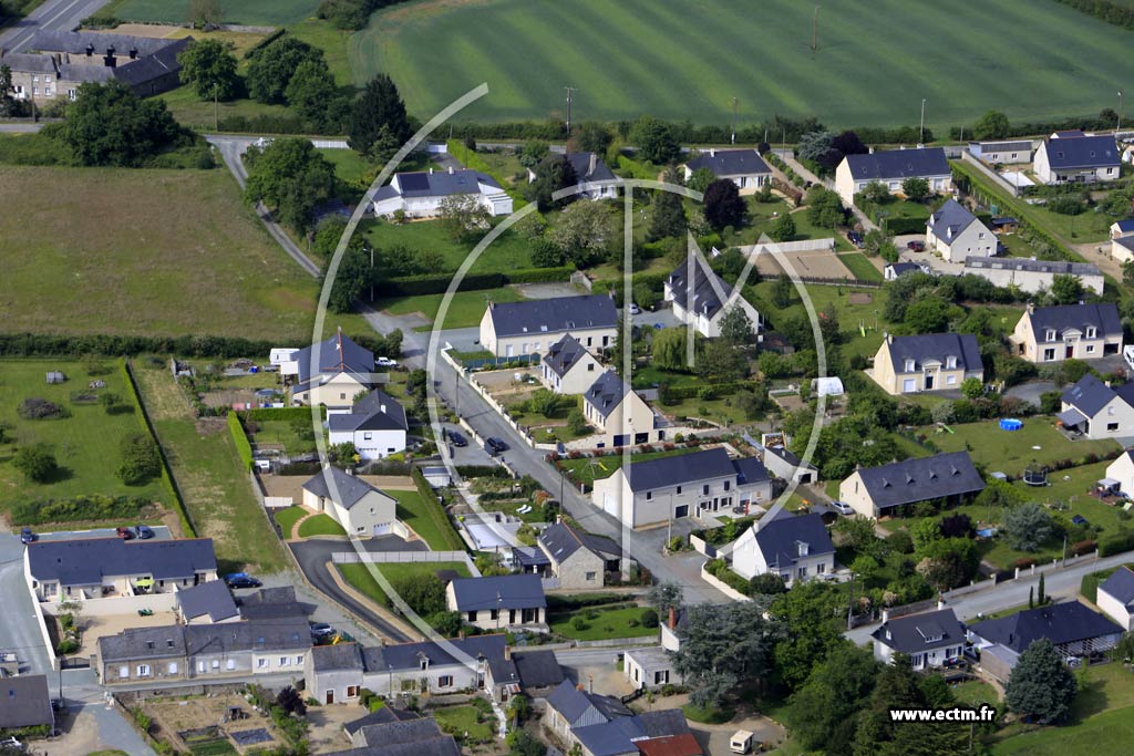 Photo arienne de Moz-sur-Louet (la Croix Blanche - la Bigotire)