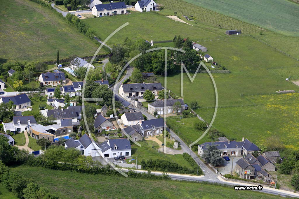 Photo arienne de Saint-Melaine-sur-Aubance (la Mare Biotte)