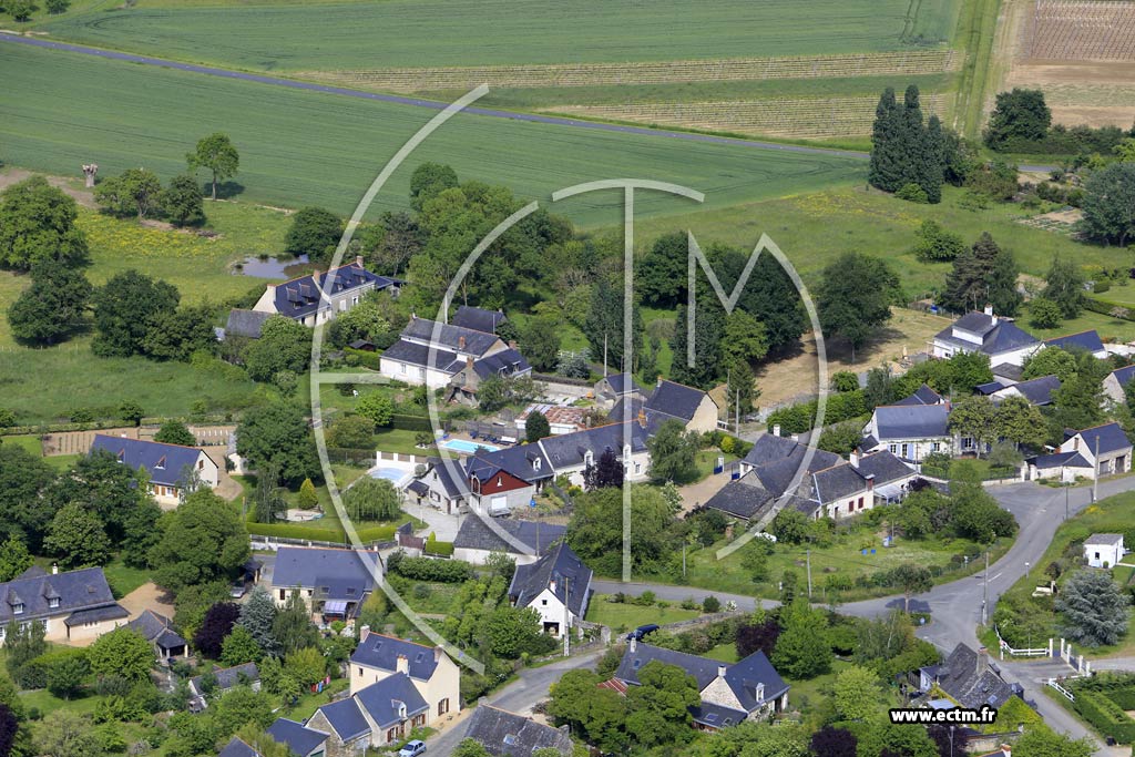 Photo arienne de Saint-Melaine-sur-Aubance (les Brosses)
