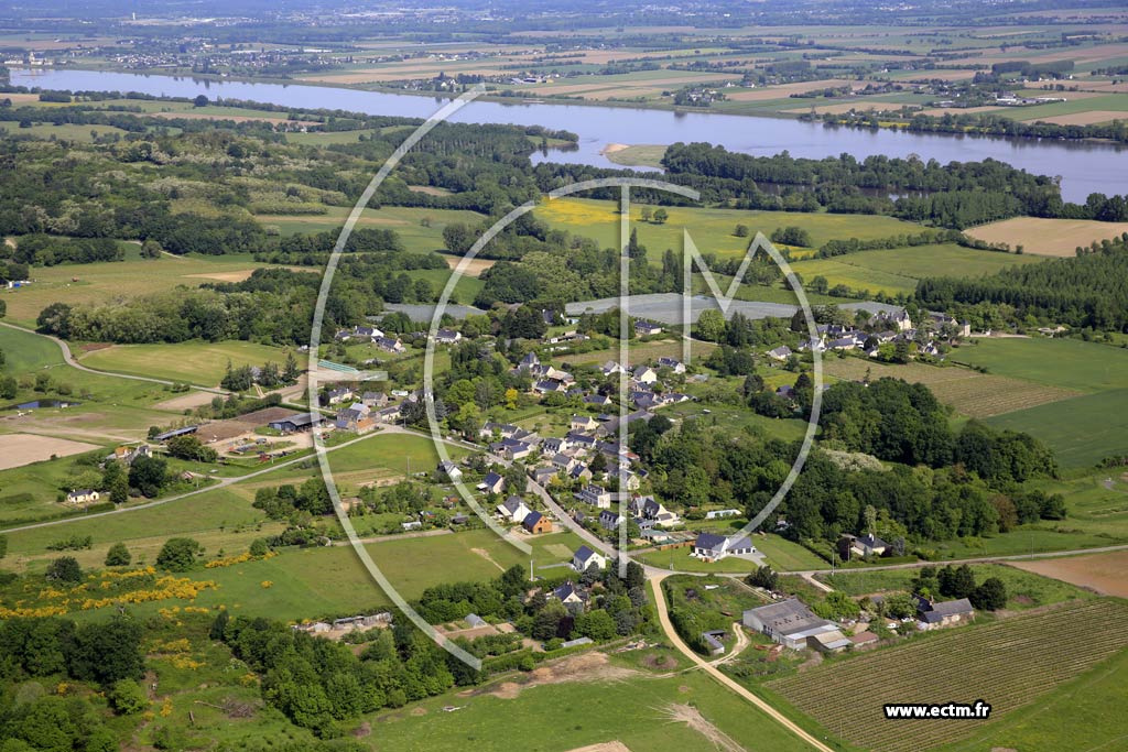 Photo arienne de Saint-Rmy-la-Varenne (Chauvign)