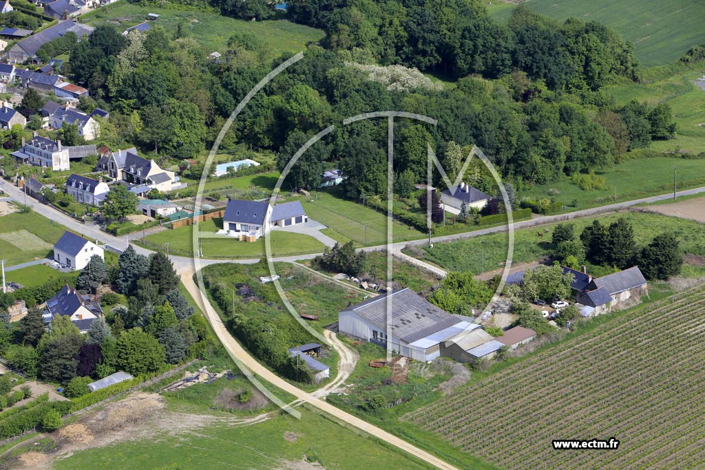 Photo arienne de Saint-Rmy-la-Varenne (Chauvign)