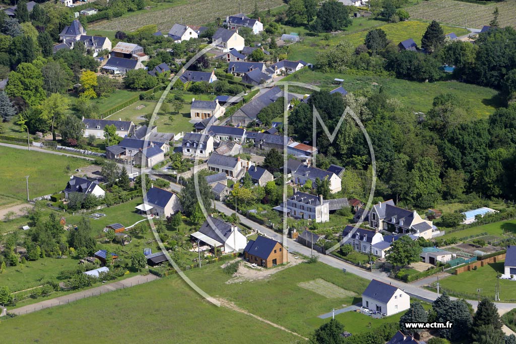 Photo arienne de Saint-Rmy-la-Varenne (Chauvign)