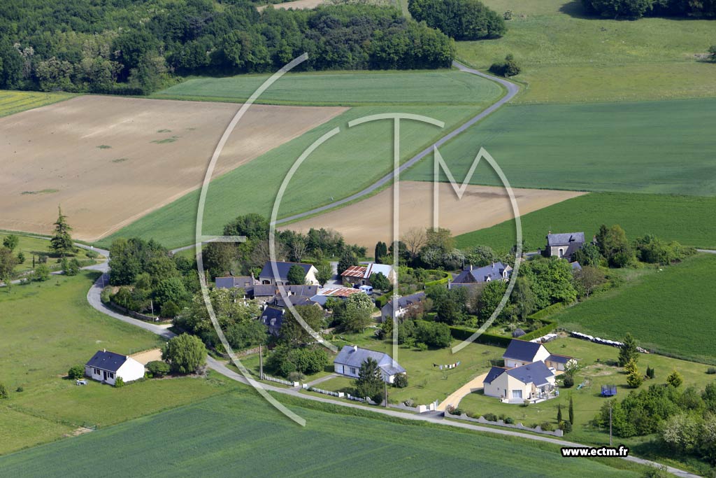 Photo arienne de Saint-Rmy-la-Varenne (la Barre)