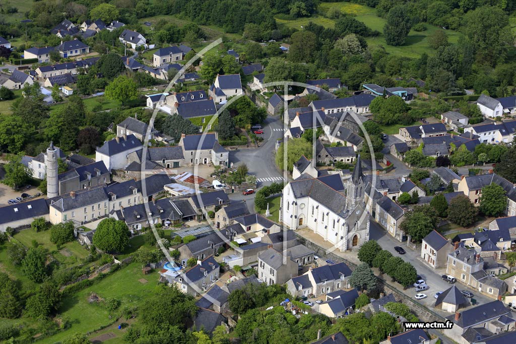 Photo arienne de Saint-Saturnin-sur-Loire